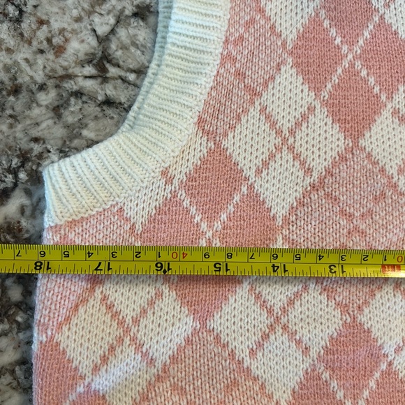 Small Shein Oversized Shein Sweater Knit Vest Juniors Womens Lightweight Pink - Picture 4 of 6